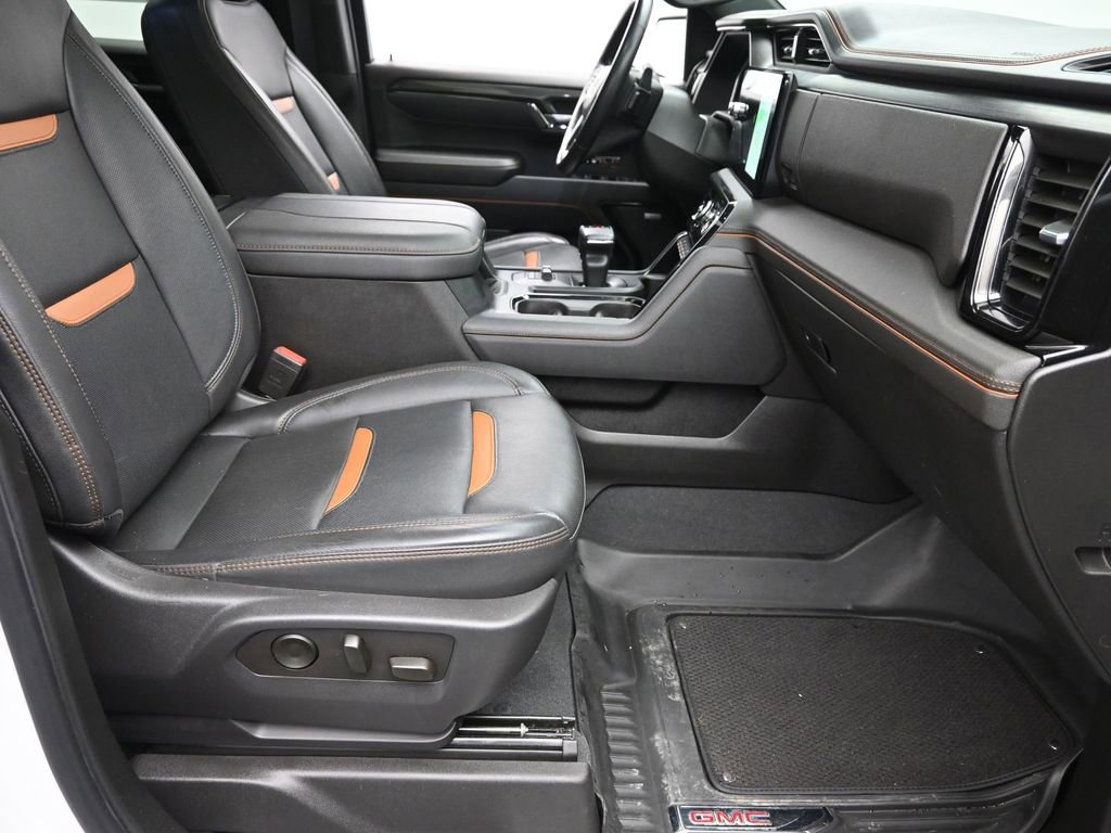 Certified 2023 GMC Sierra 1500 AT4 w/ AT4 Preferred Package image 7