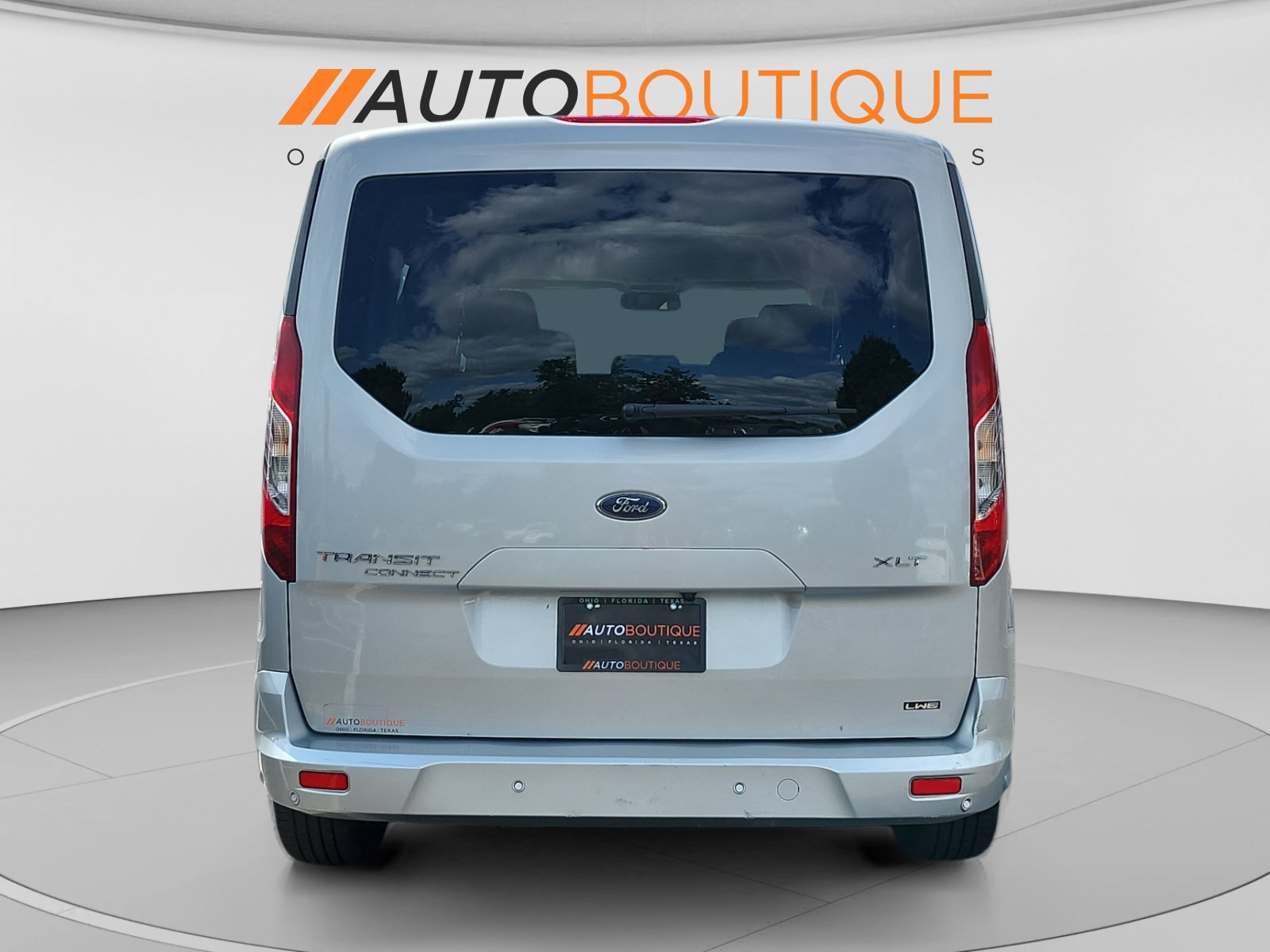 Used 2022 Ford Transit Connect XLT FWD image 4