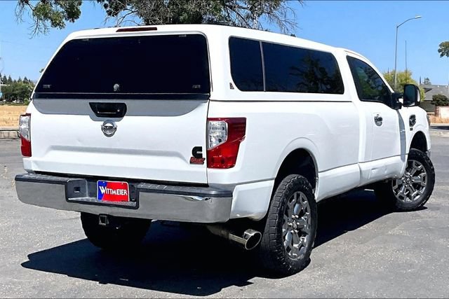 Used 2017 Nissan Titan SV RWD image 12