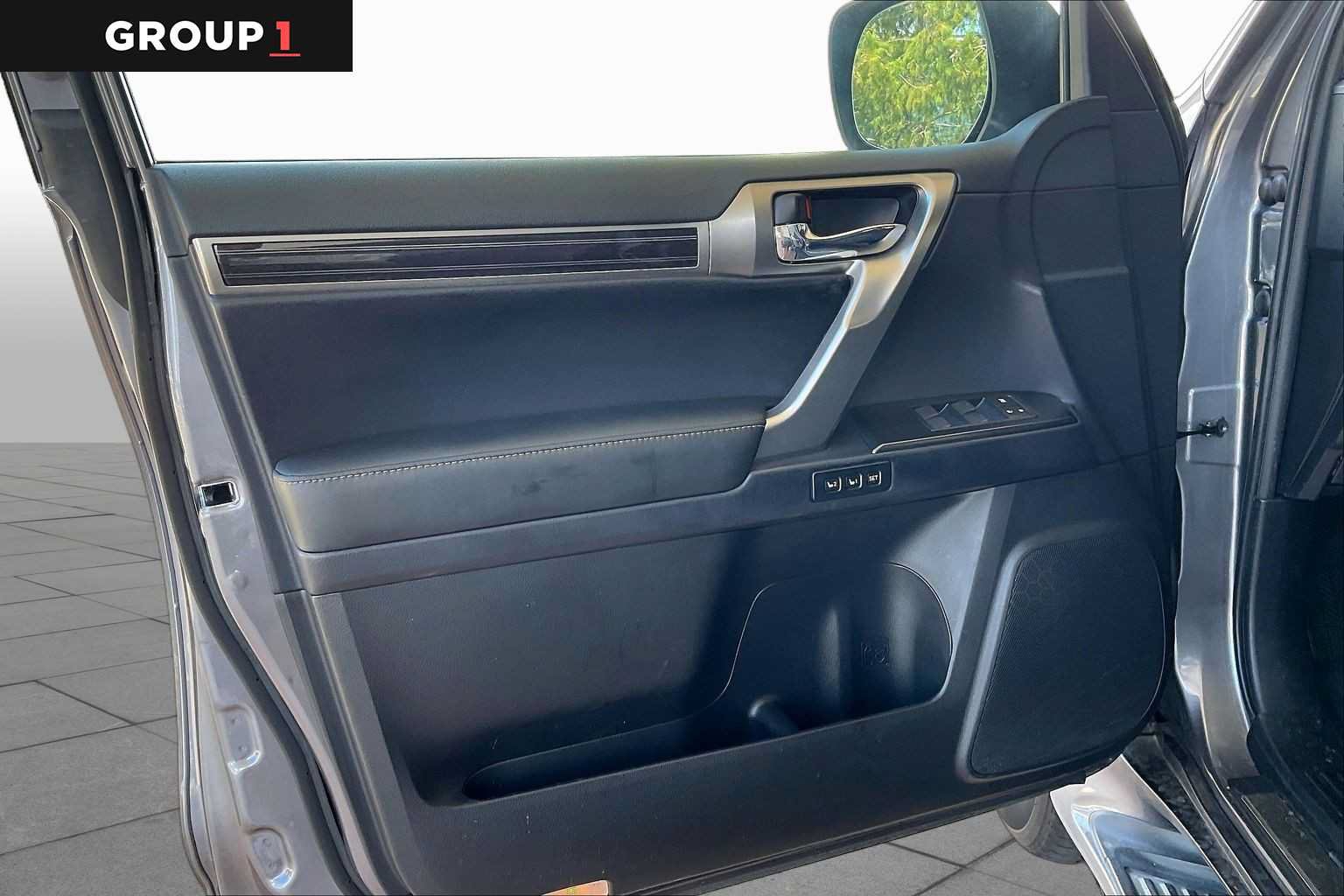 Used 2023 Lexus GX 460 Premium w/ Premium Package AWD/4WD image 18