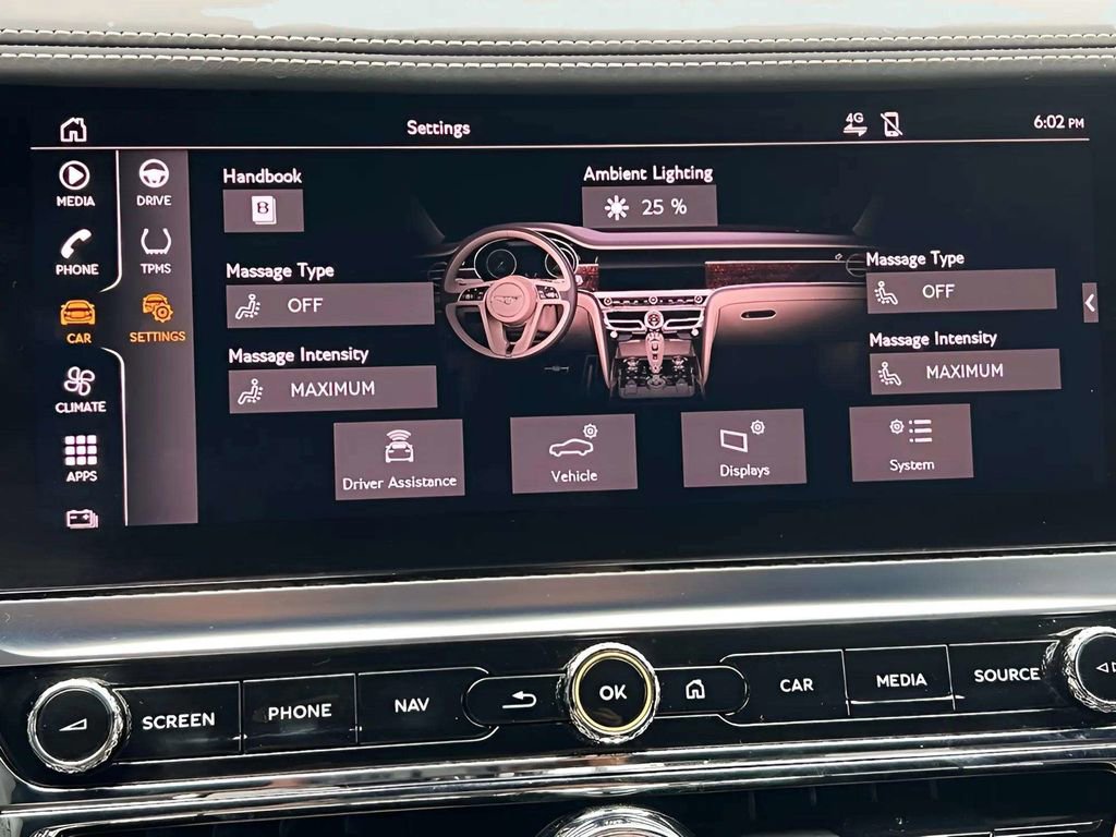 Used 2022 Bentley Flying Spur Plug-In Hybrid image 28