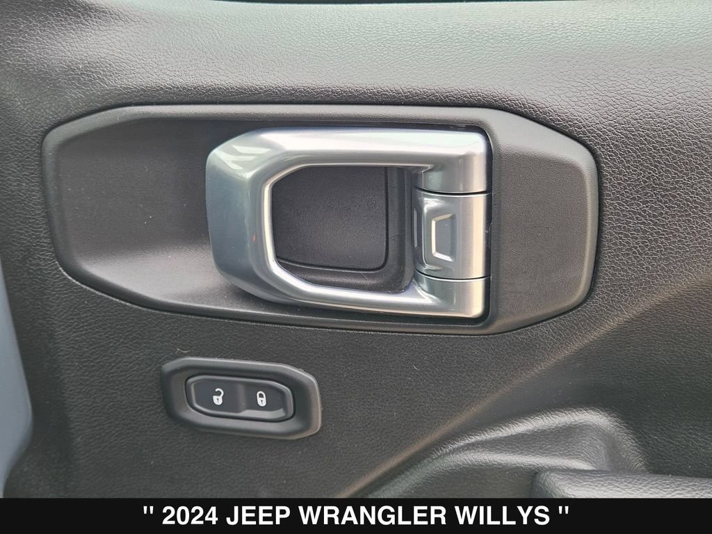 Used 2024 Jeep Wrangler Unlimited Sport AWD/4WD image 32