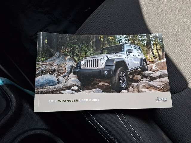 Used 2017 Jeep Wrangler Unlimited Sahara w/ Dual Top Group AWD/4WD image 24