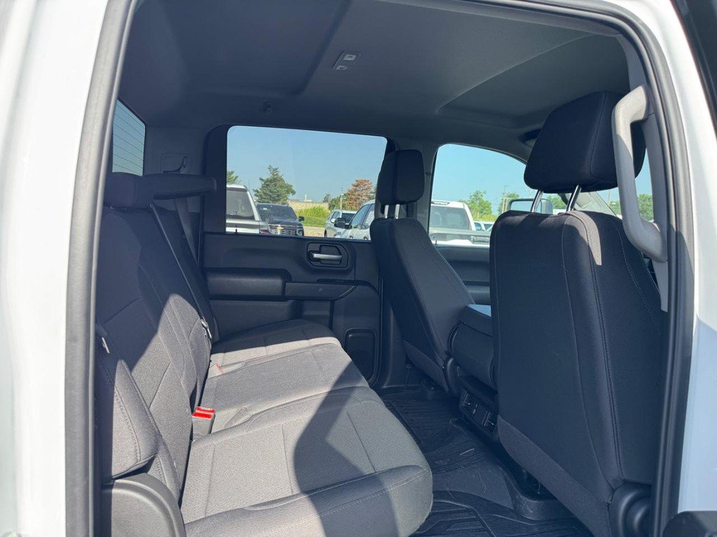 Certified 2025 GMC Sierra 3500 Pro w/ Convenience Package AWD/4WD image 10