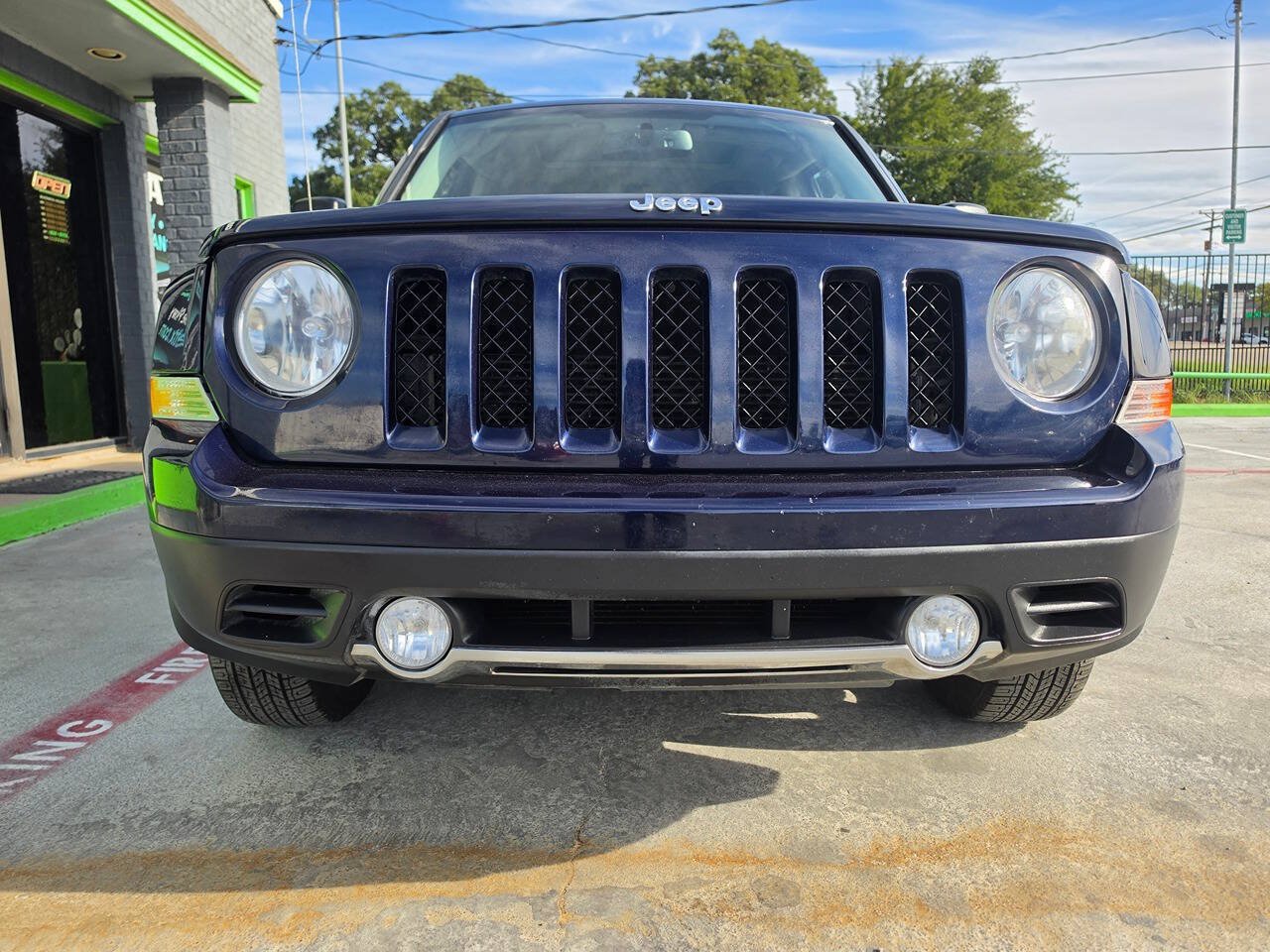 Used 2016 Jeep Patriot High Altitude FWD image 8