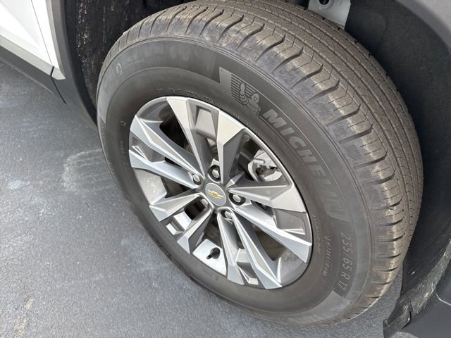 Used 2025 Chevrolet Equinox LT image 14