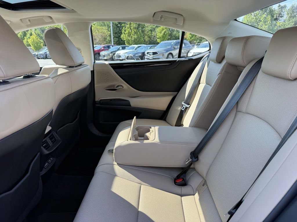 Used 2020 Lexus ES 350 w/ Premium Package FWD image 15