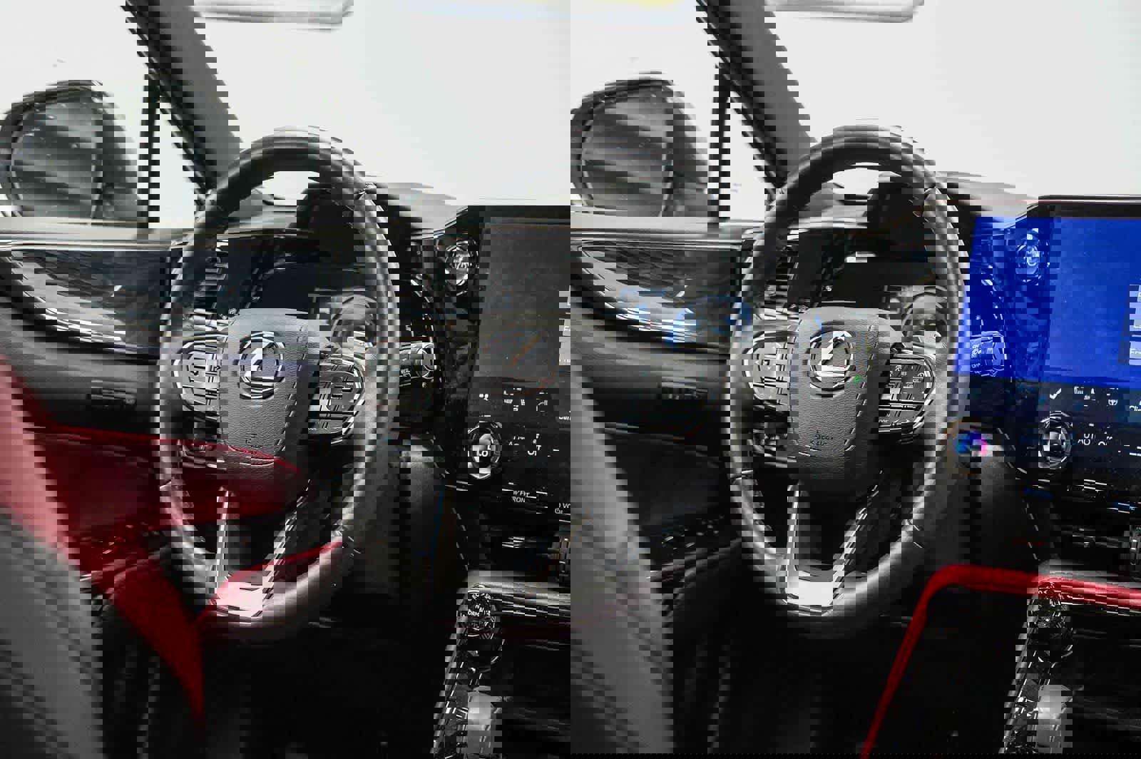 Used 2024 Lexus NX 350h AWD image 15