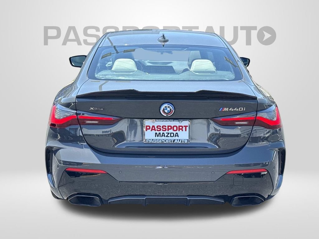 Used 2023 BMW 440i xDrive Coupe w/ M Carbon Exterior Package AWD/4WD image 3