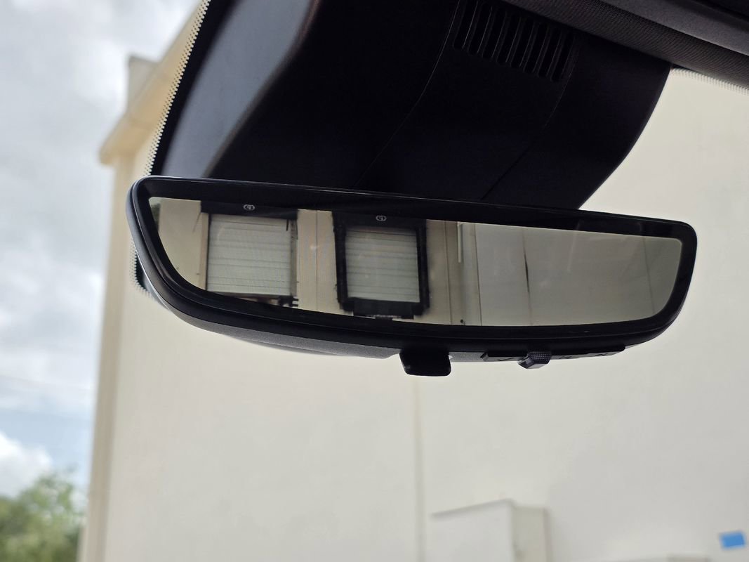 Used 2023 GMC Sierra 1500 Denali w/ Denali Reserve Package AWD/4WD image 18