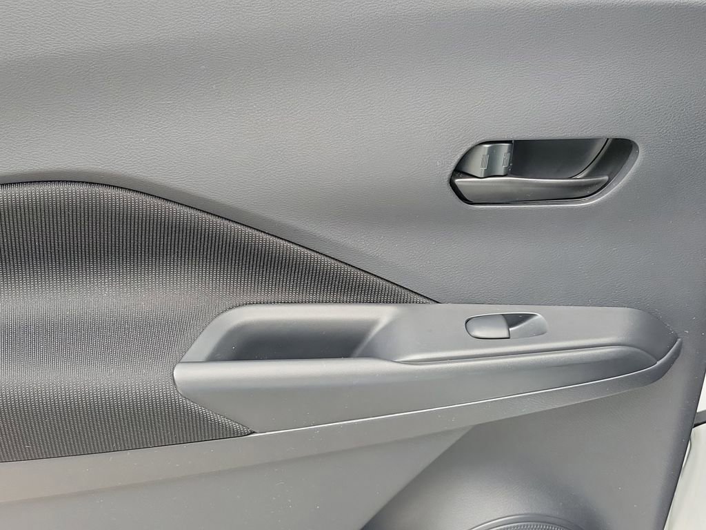 Certified 2021 Nissan Kicks S image 13