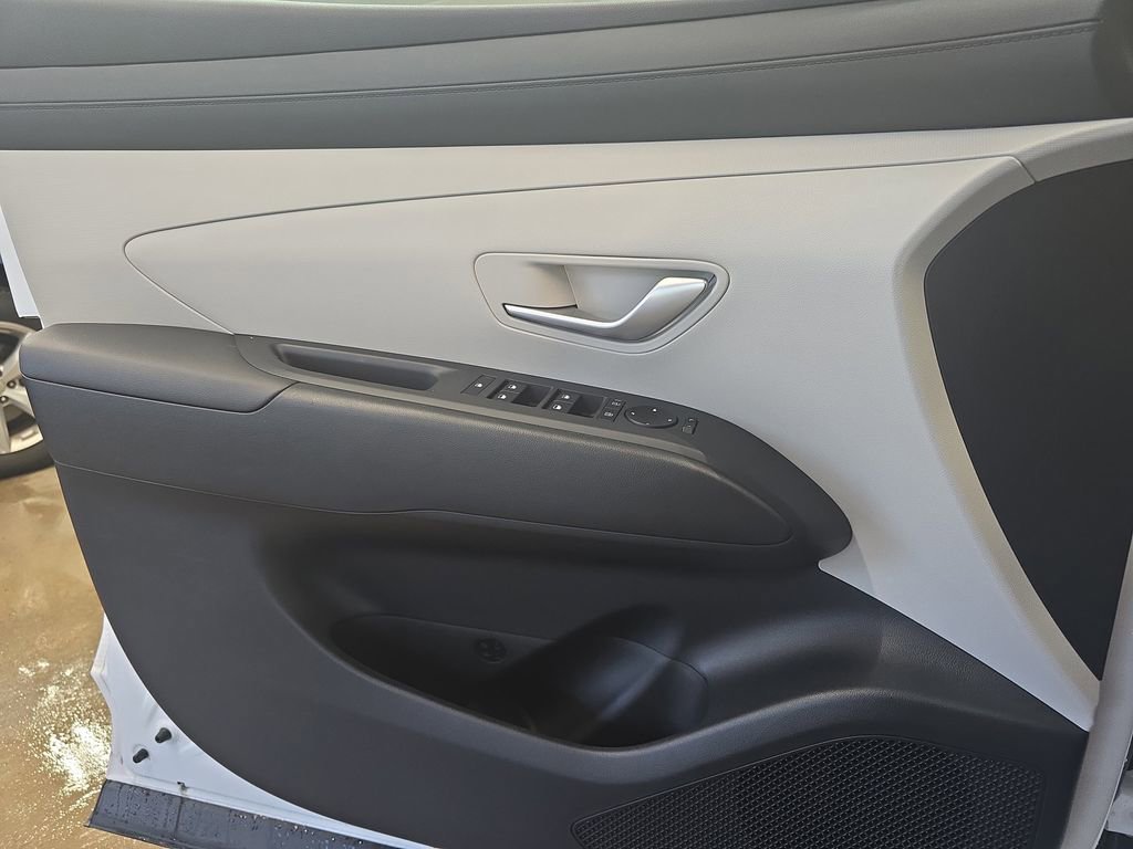 Certified 2026 Hyundai Tucson SE FWD image 27