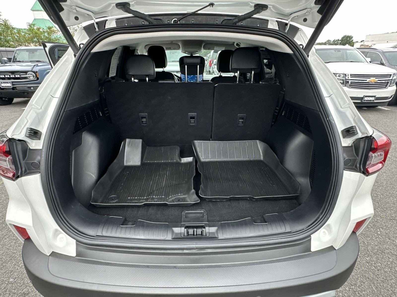 Used 2025 Ford Escape SE FWD image 33