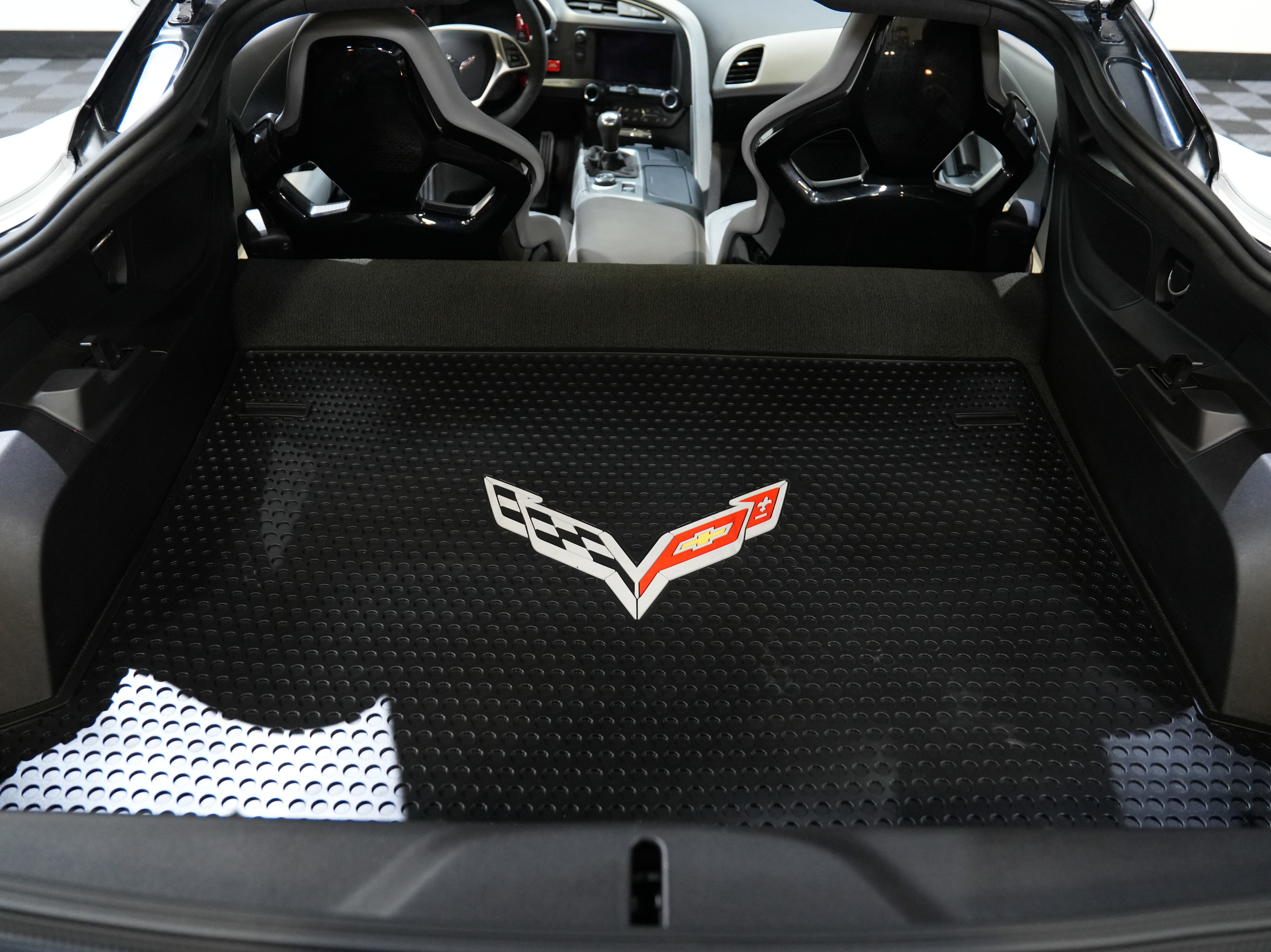 Used 2018 Chevrolet Corvette Grand Sport RWD image 49