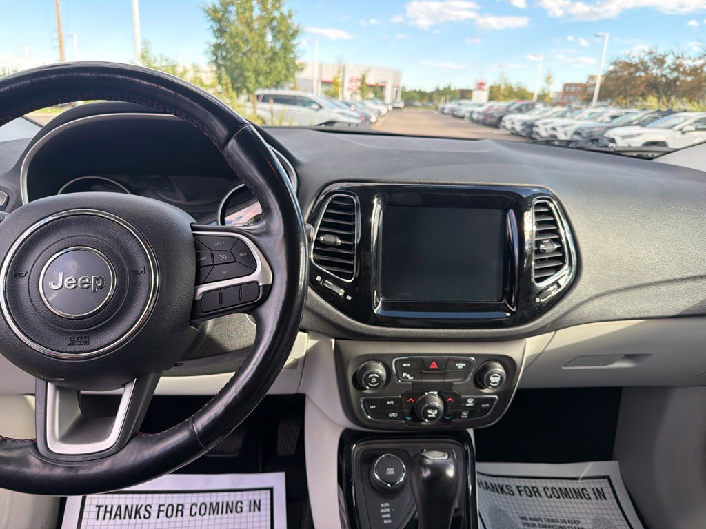 Used 2019 Jeep Compass Limited w/ Safety & Security Group AWD/4WD image 27