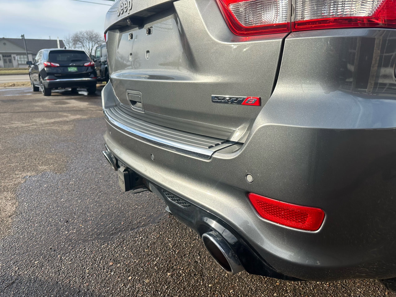 Used 2012 Jeep Grand Cherokee SRT8 w/ Luxury Group II image 11