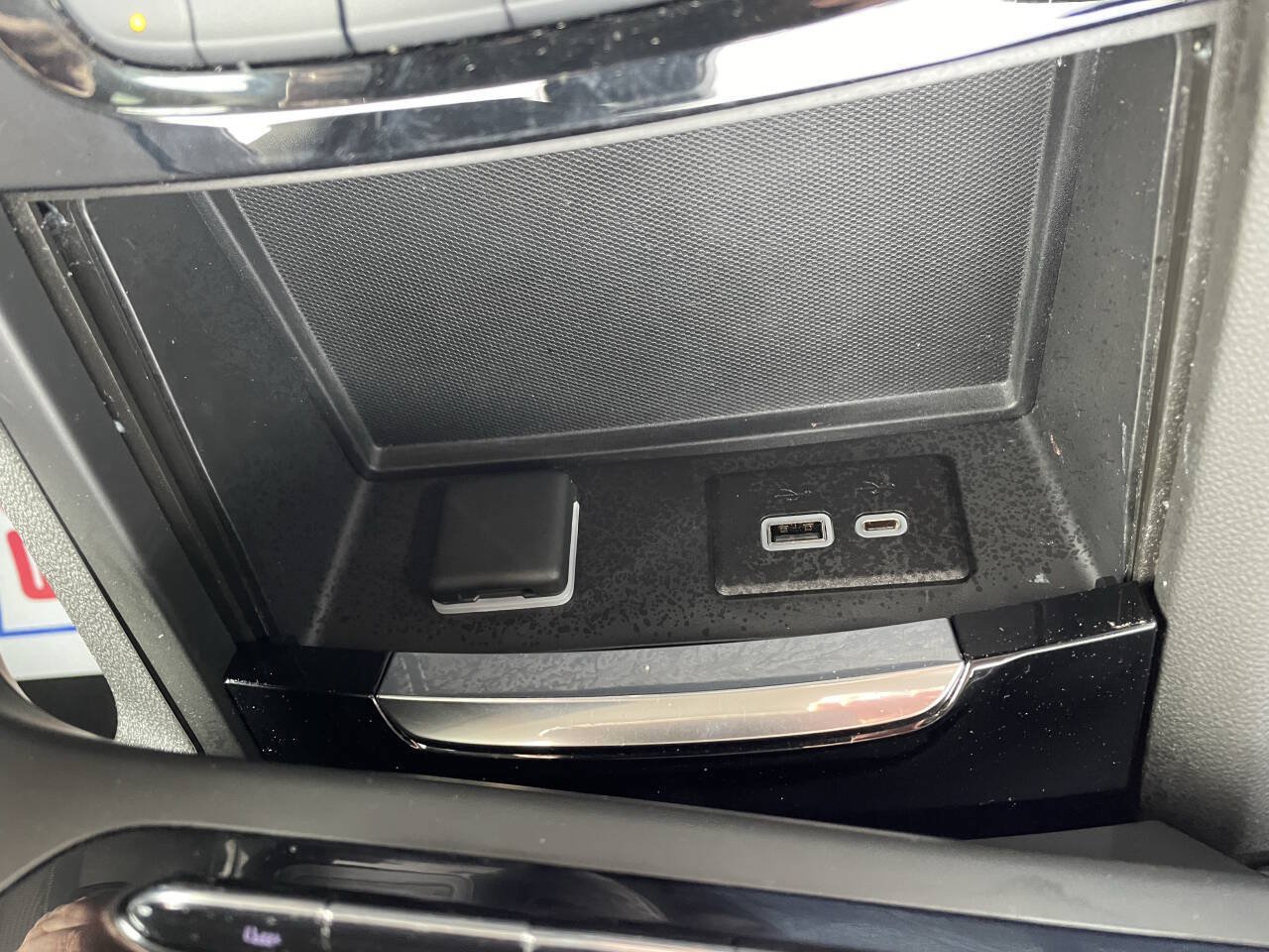 Used 2023 Buick Envision Preferred FWD image 24