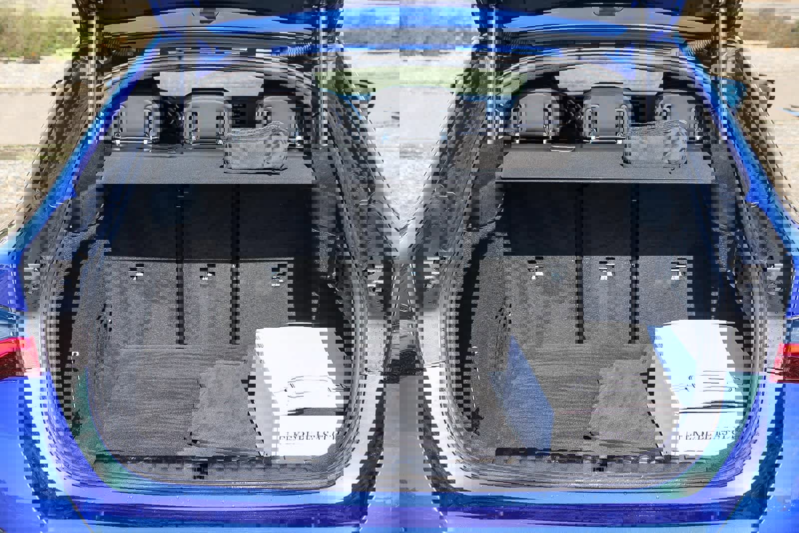 Used 2022 BMW i4 eDrive40 w/ M Sport Package image 25