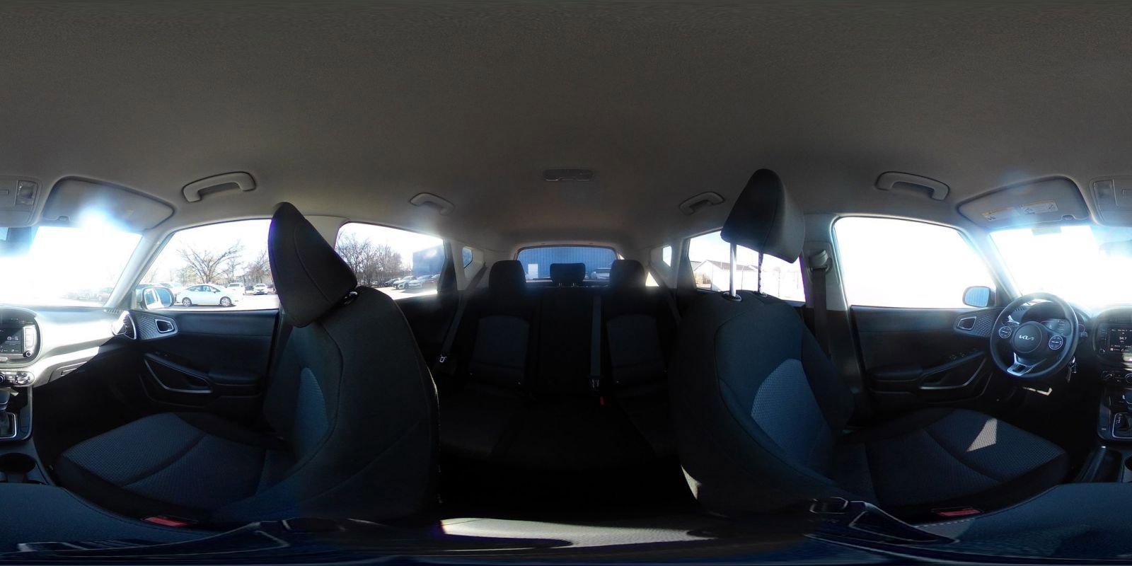 Used 2025 Kia Soul LX w/ LX Technology Package image 40