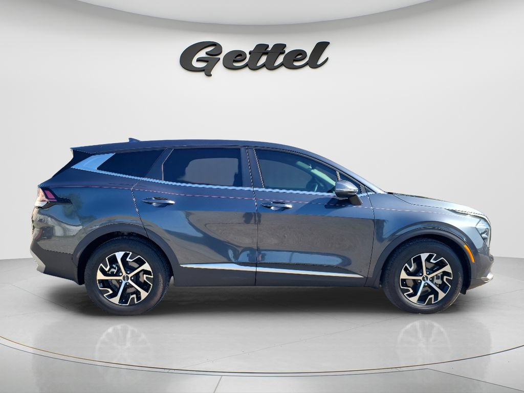 Used 2023 Kia Sportage EX FWD image 4