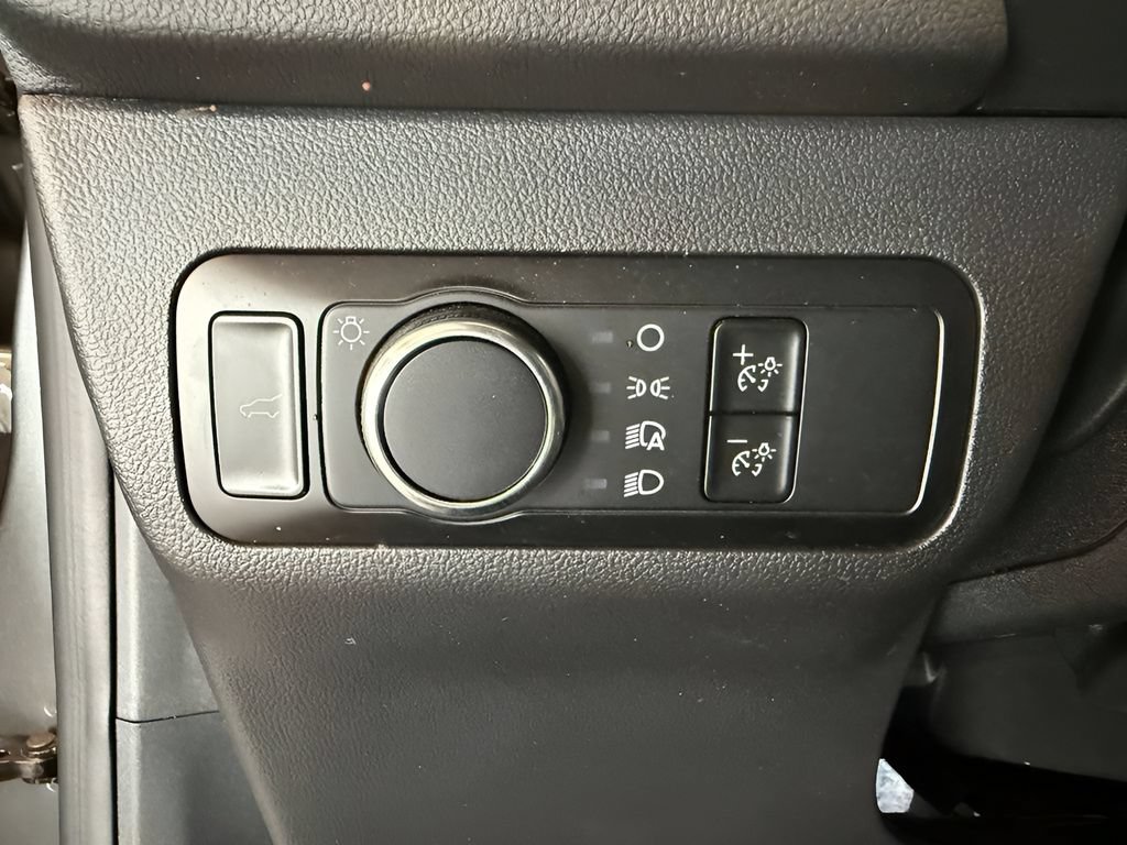 Used 2024 Ford Escape ST-Line w/ Tech Pack #1 AWD/4WD image 17