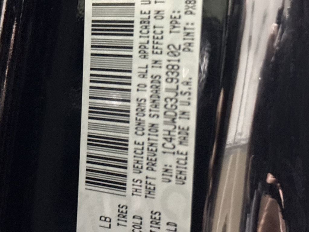 Used 2018 Jeep Wrangler Unlimited Sport S image 25