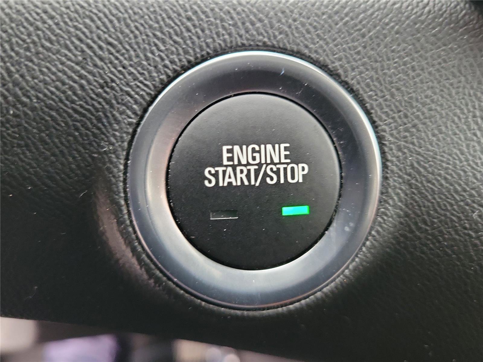 Used 2023 GMC Terrain SLE image 30