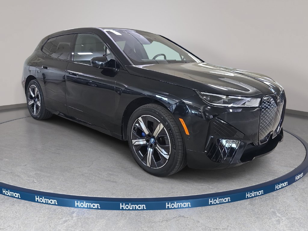Certified 2024 BMW iX xDrive50 w/ Sport Package AWD/4WD image 4