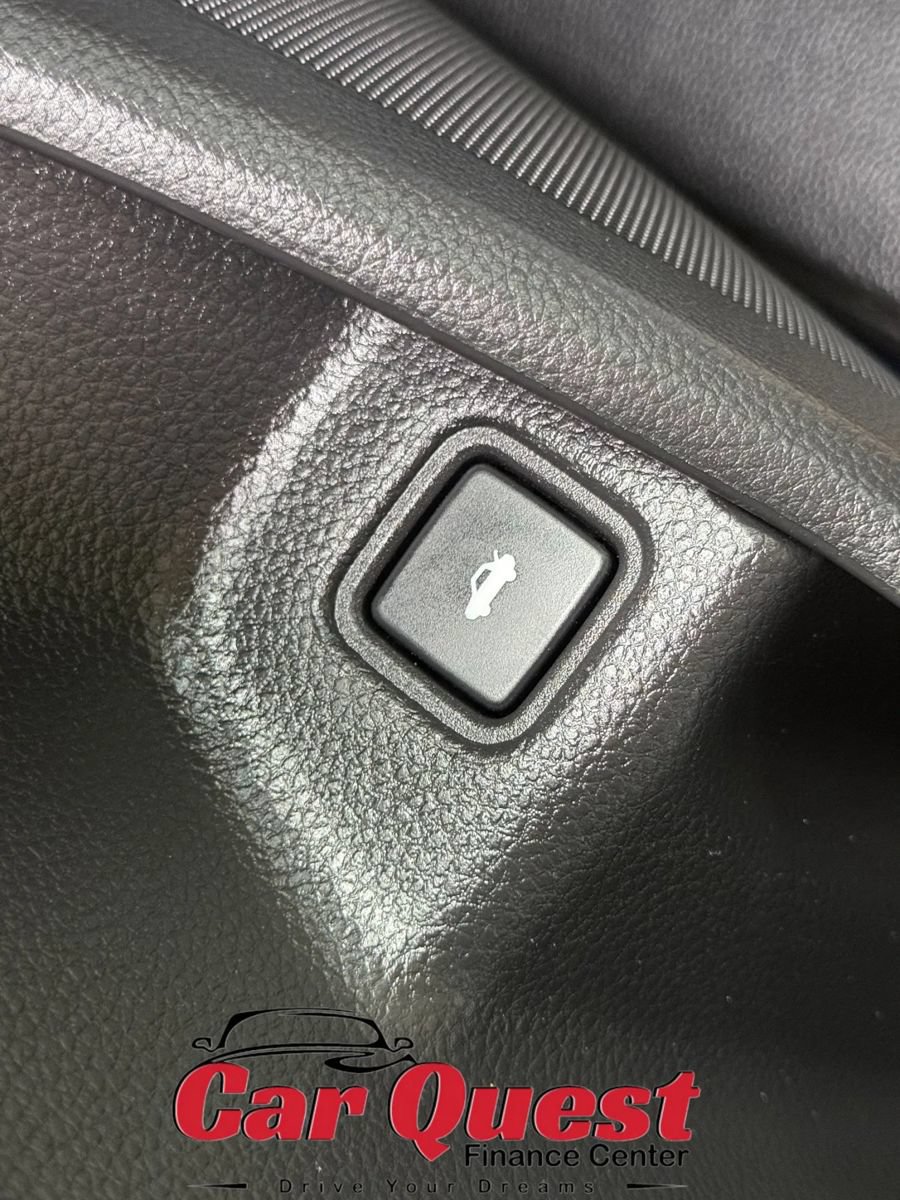 Used 2019 Honda Accord LX image 22