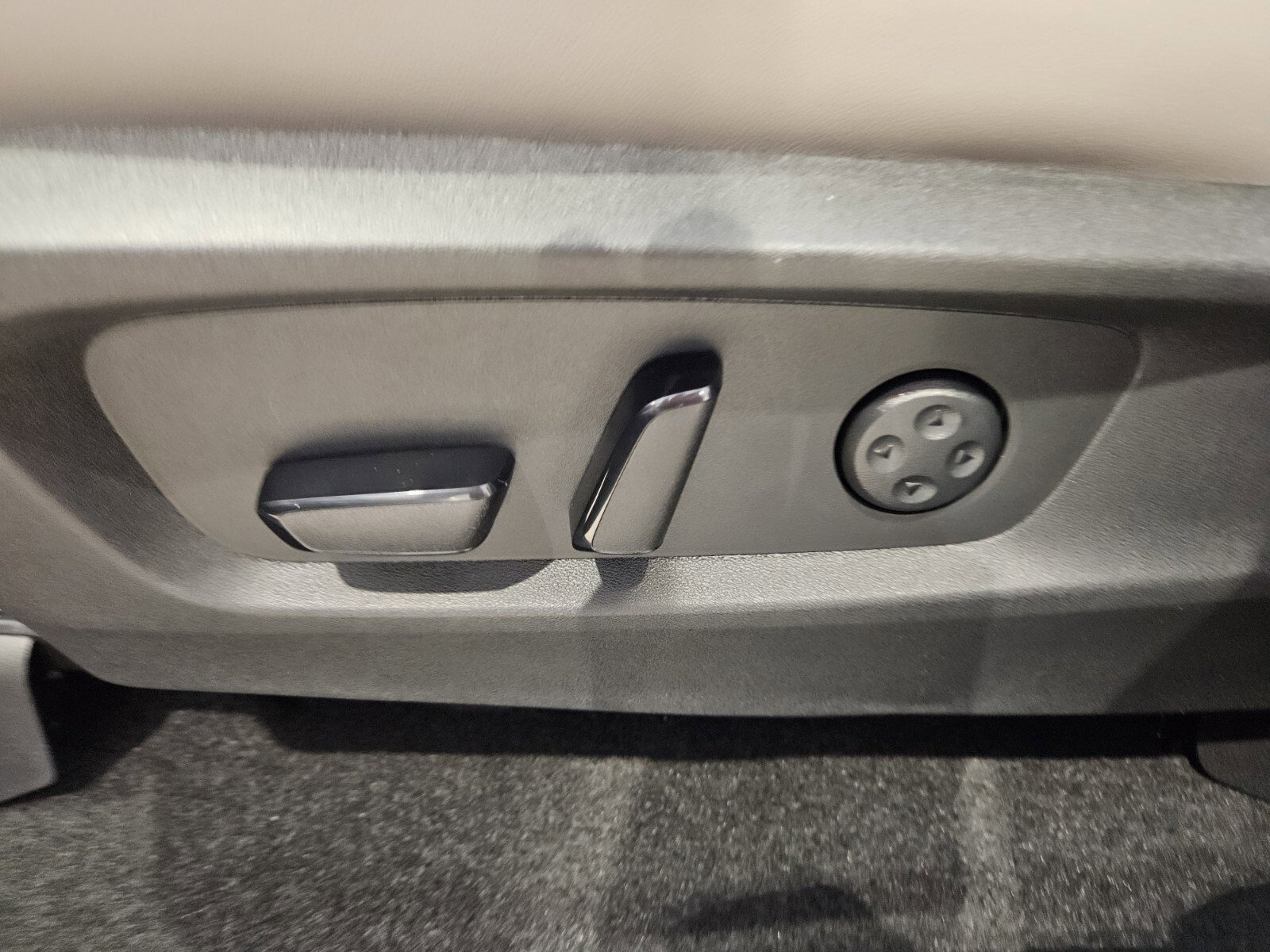 New 2026 INFINITI QX60 Autograph image 17