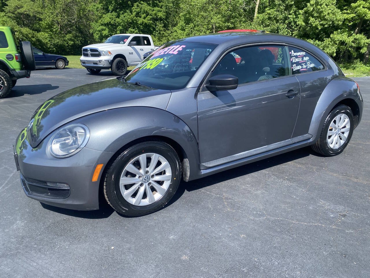 Used 2013 Volkswagen Beetle 2.5 FWD image 1