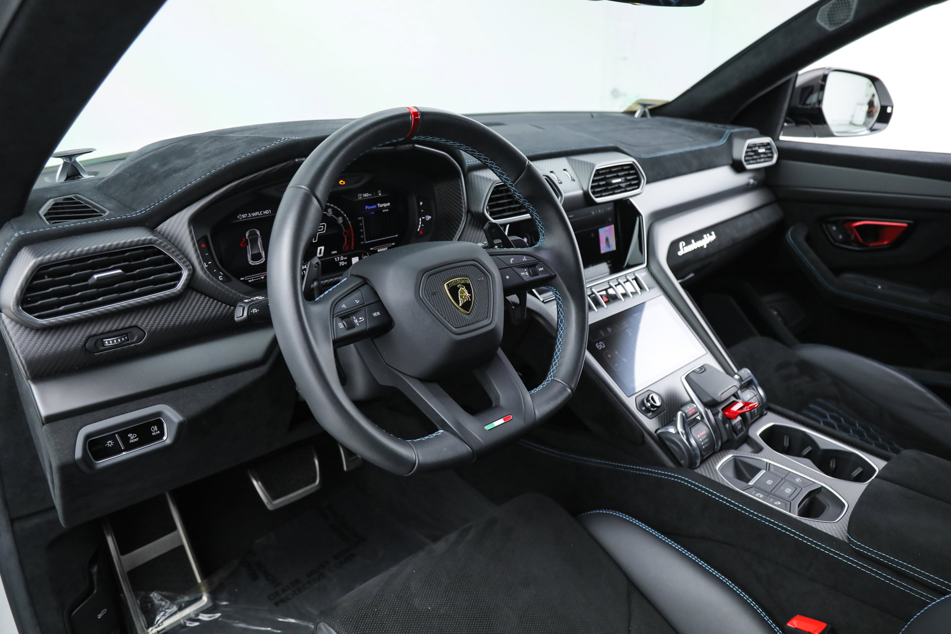 Used 2023 Lamborghini Urus Performante image 26