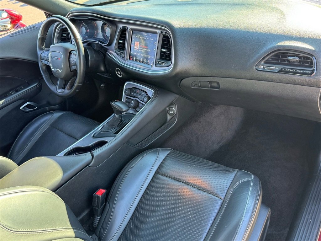 Used 2017 Dodge Challenger SXT Plus image 21