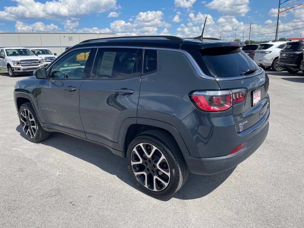 Used 2018 Jeep Compass Limited AWD/4WD image 5