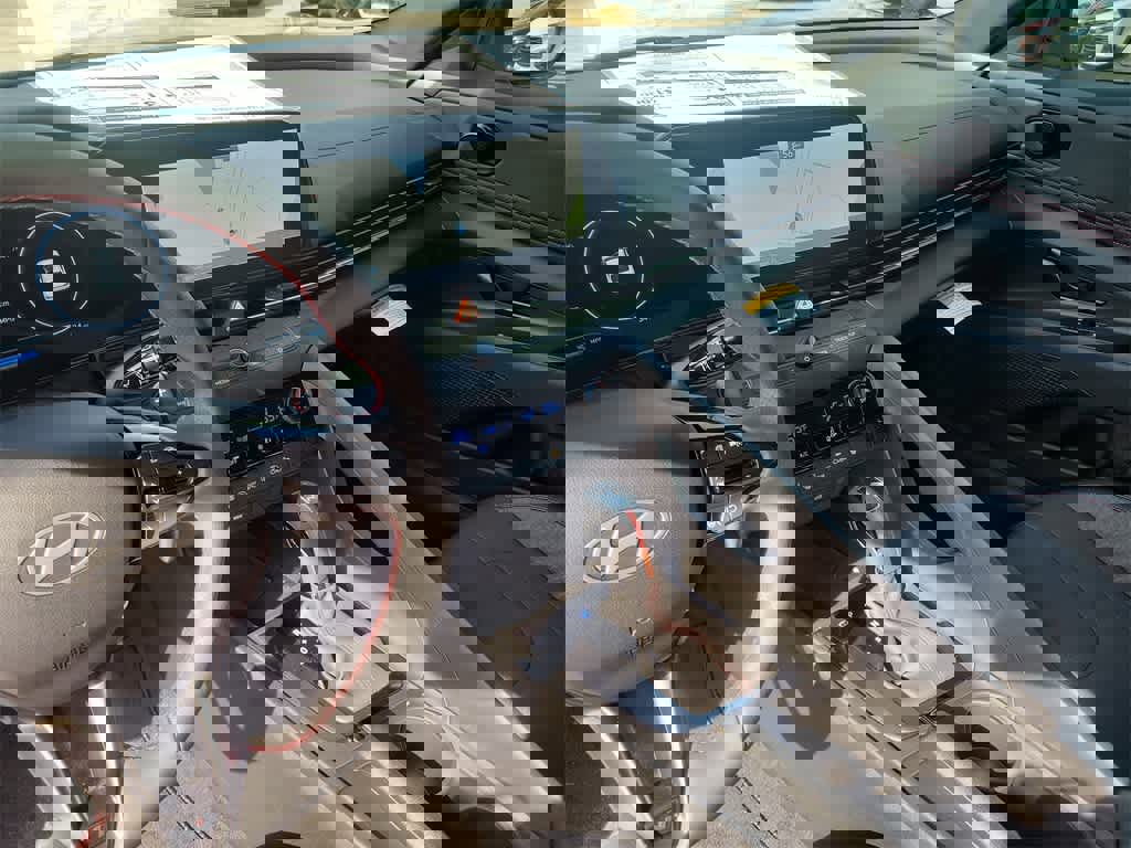 New 2025 Hyundai Elantra N Line image 31