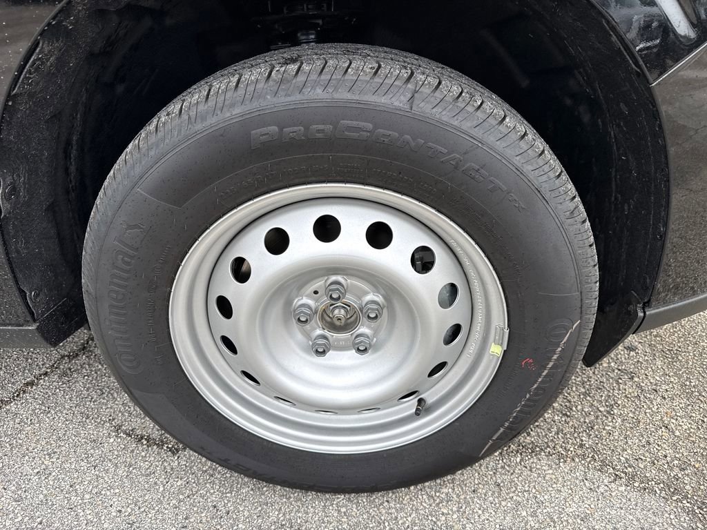 New 2026 Ford Maverick XL image 10