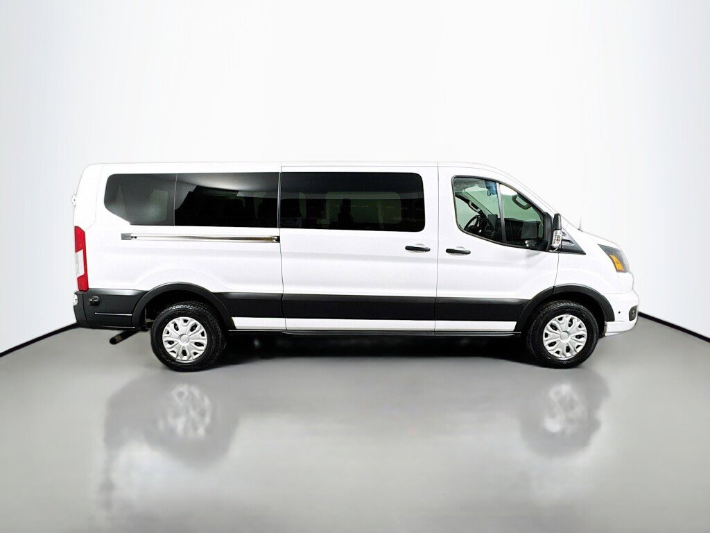 Used 2024 Ford Transit 350 XLT image 6