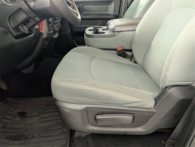 Used 2018 RAM 2500 Tradesman w/ Chrome Appearance Group image 12