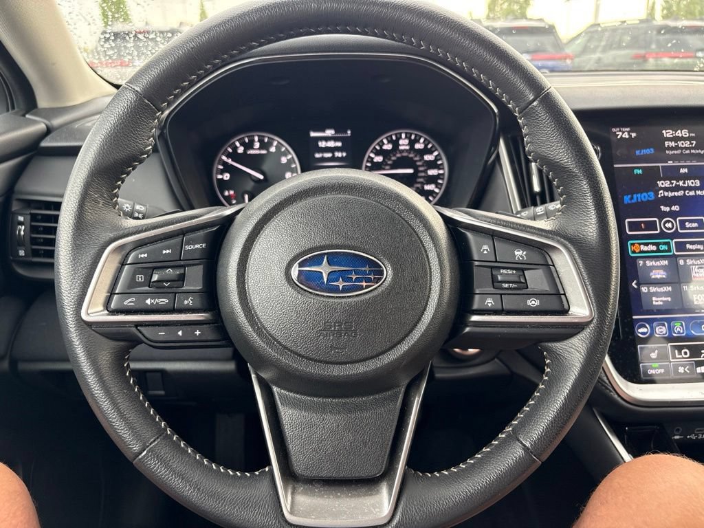 Used 2025 Subaru Outback Premium AWD/4WD image 2
