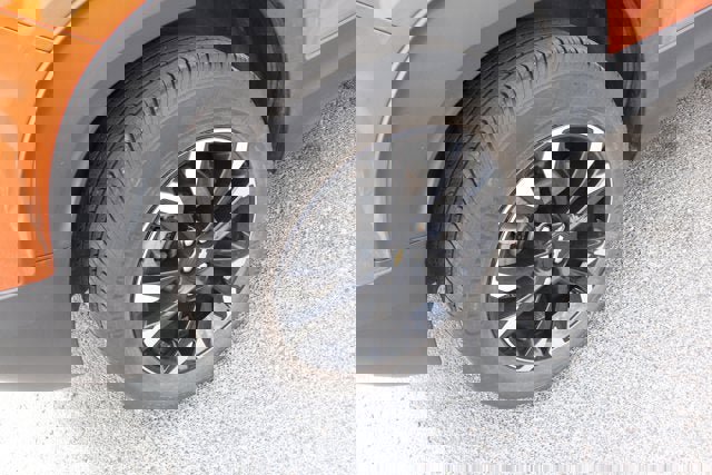 Used 2022 Chevrolet TrailBlazer LT w/ Sun and Liftgate Package FWD image 8