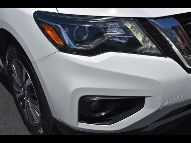 Used 2017 Nissan Pathfinder SL FWD image 49