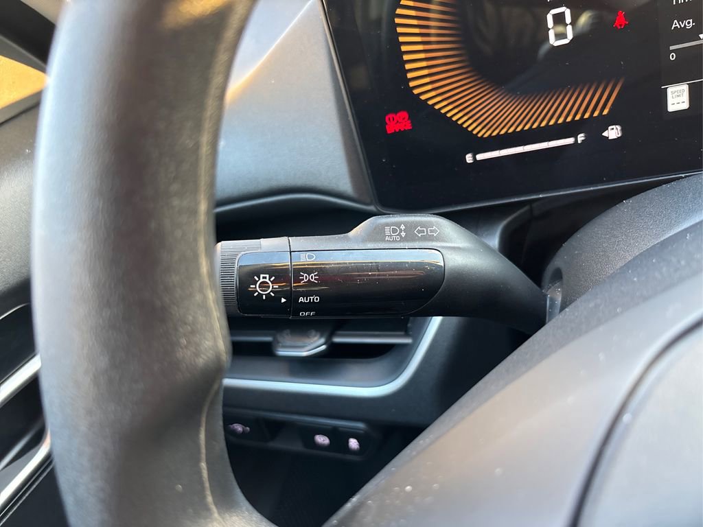 Certified 2025 Kia K4 LXS image 23