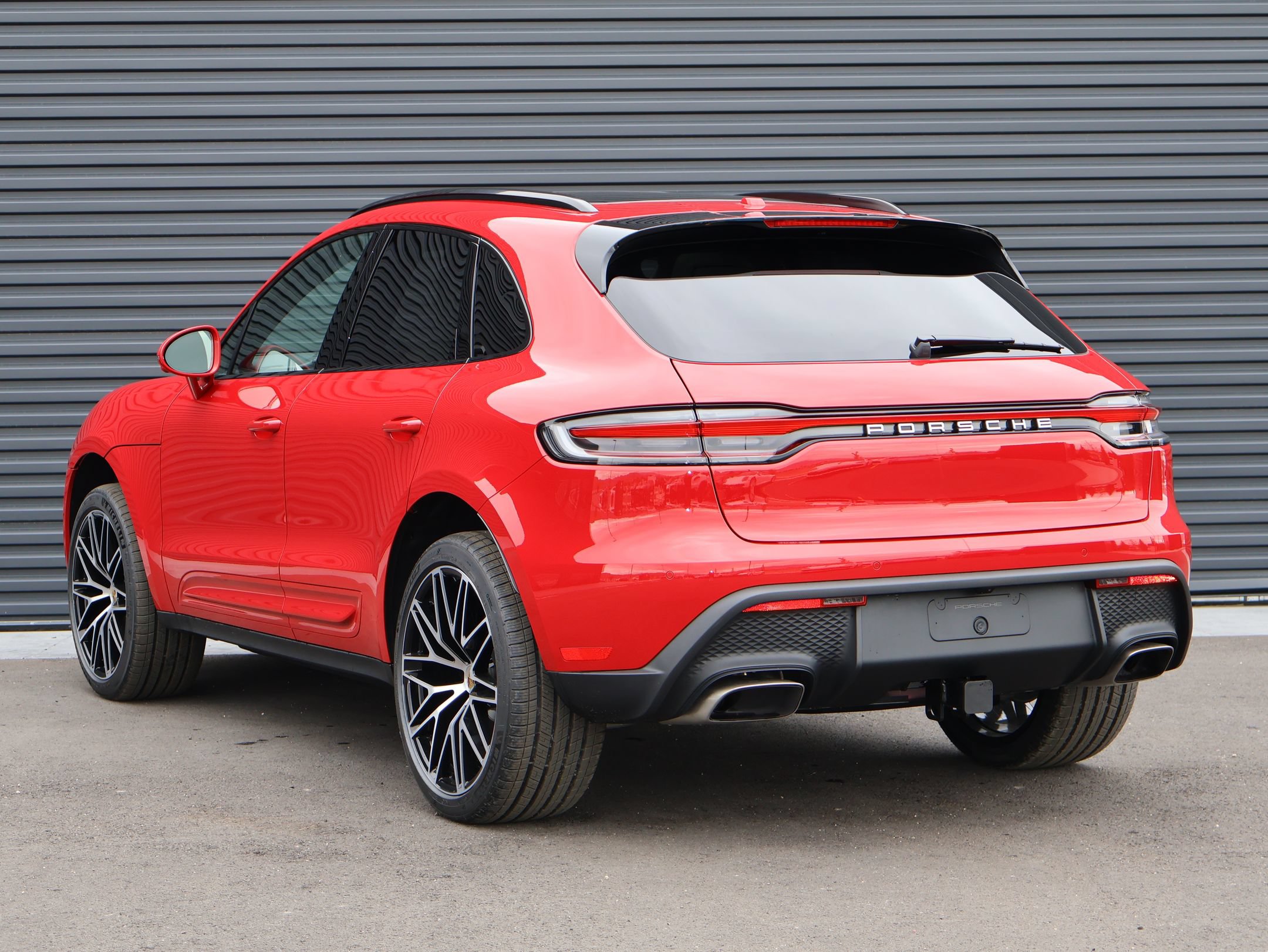 New 2026 Porsche Macan AWD/4WD image 3