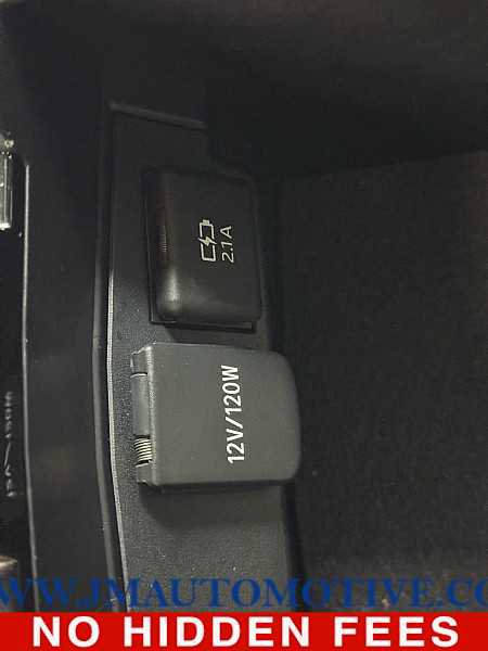 Used 2019 Toyota Corolla XSE image 40