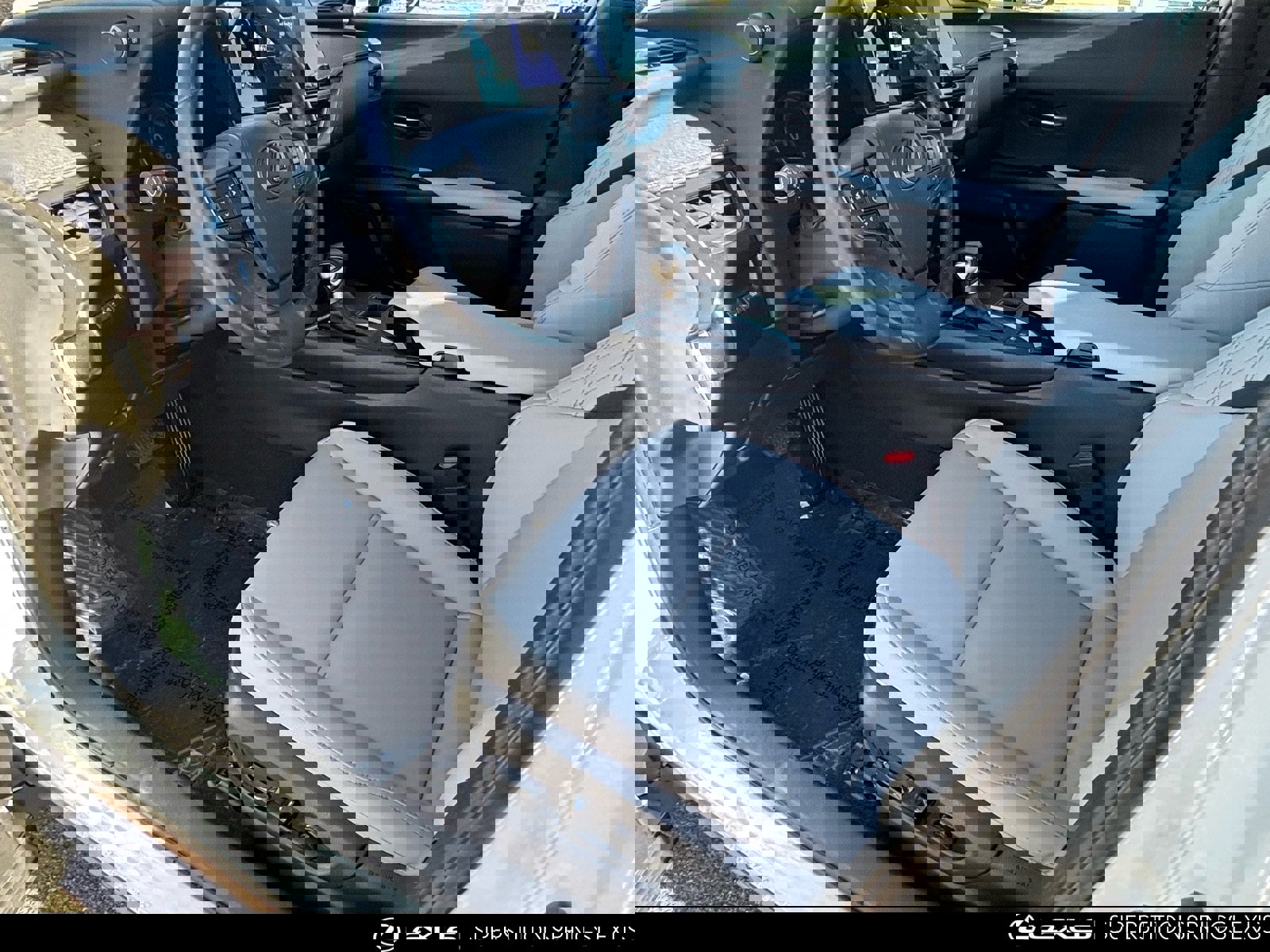 Certified 2024 Lexus UX 250h FWD image 20