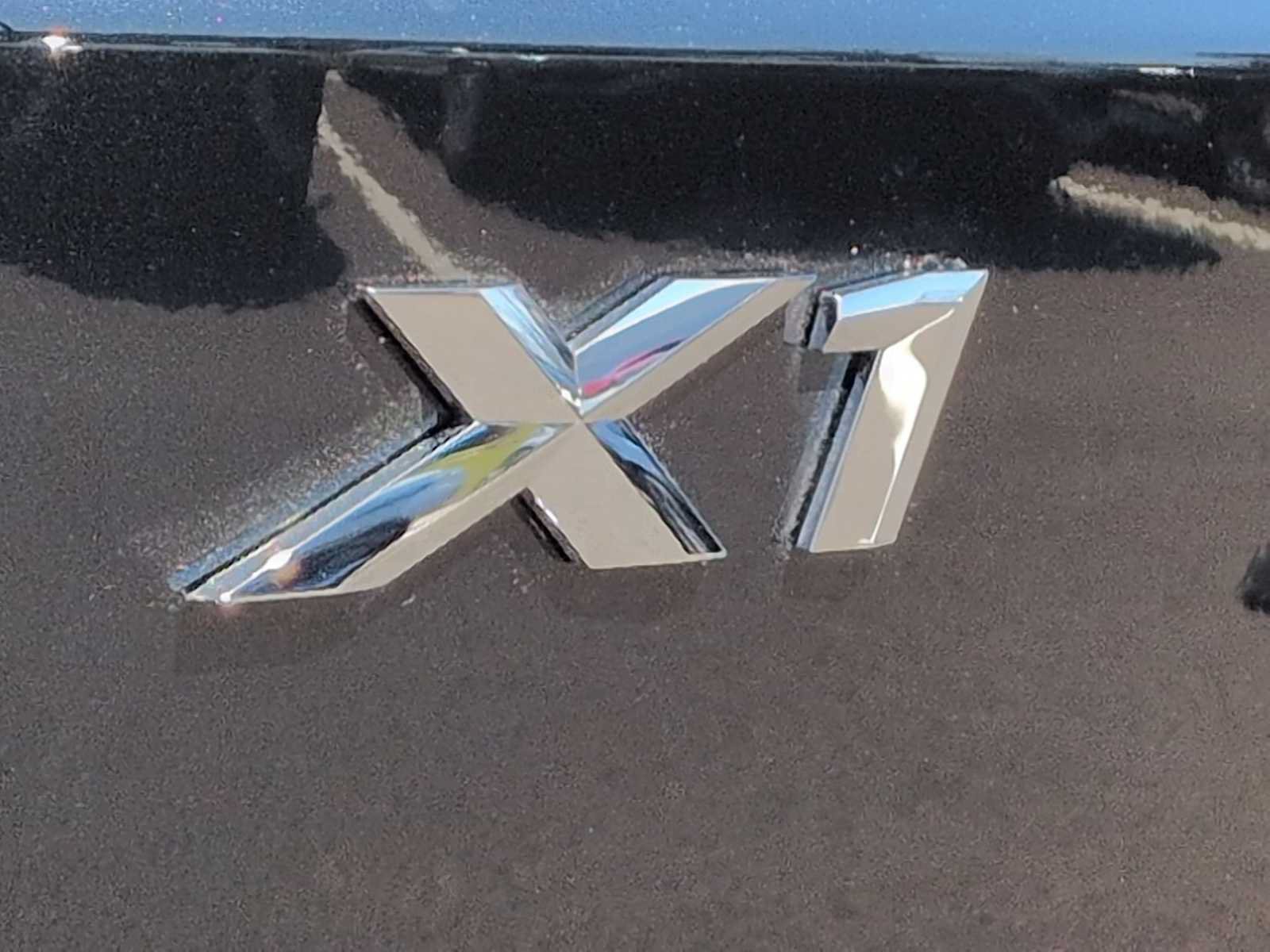 New 2026 BMW X1 xDrive28i w/ Technology Package AWD/4WD image 12