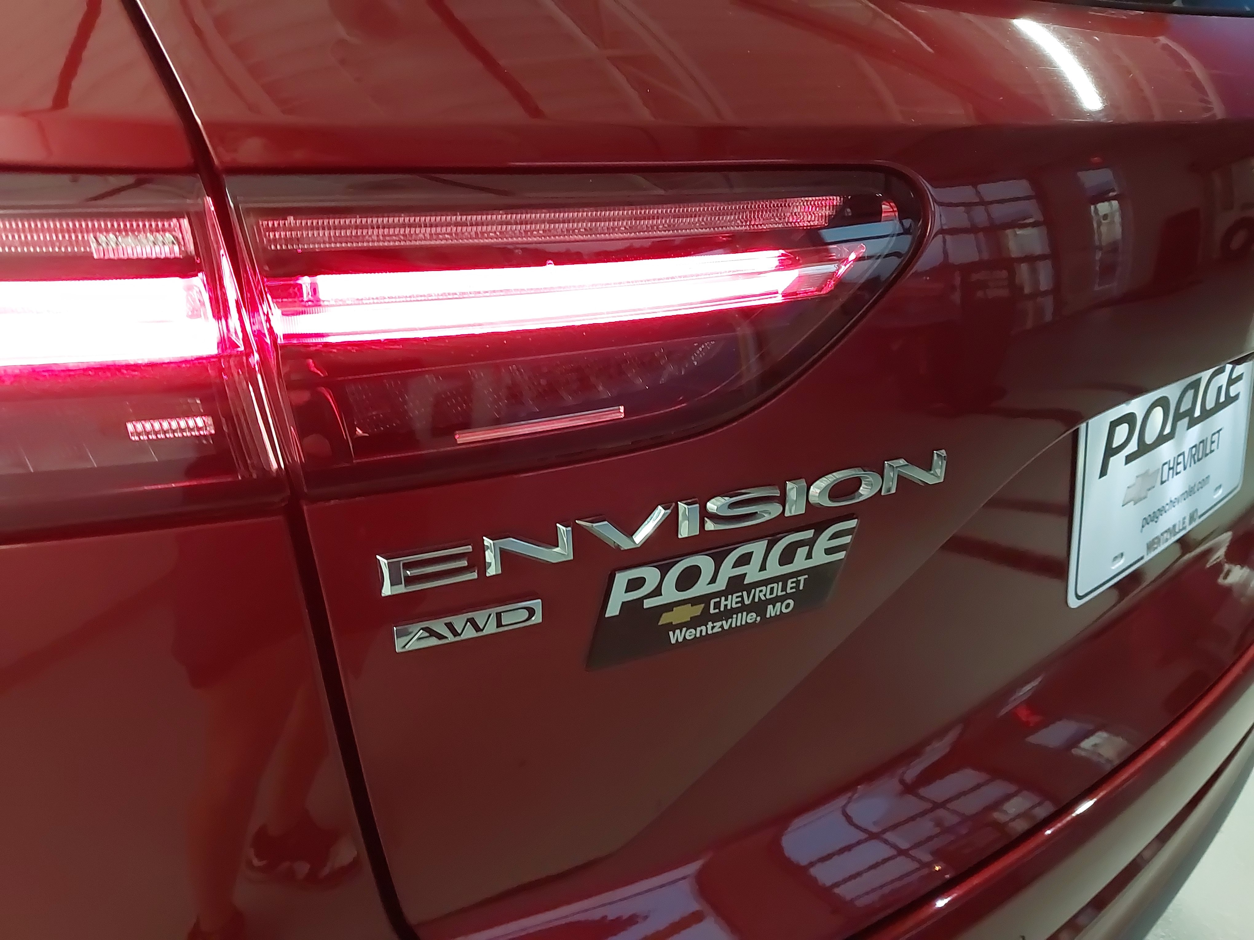 Used 2023 Buick Envision Avenir AWD/4WD image 32
