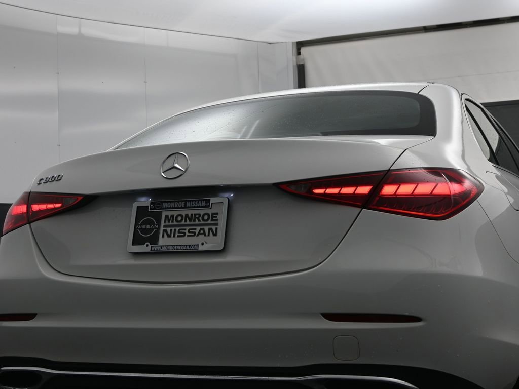 Used 2022 Mercedes-Benz C 300 Sedan image 11