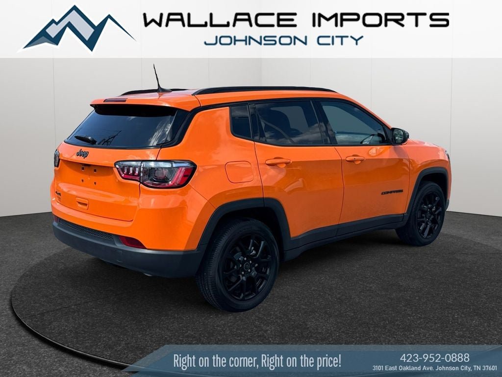 Used 2026 Jeep Compass Latitude AWD/4WD image 5