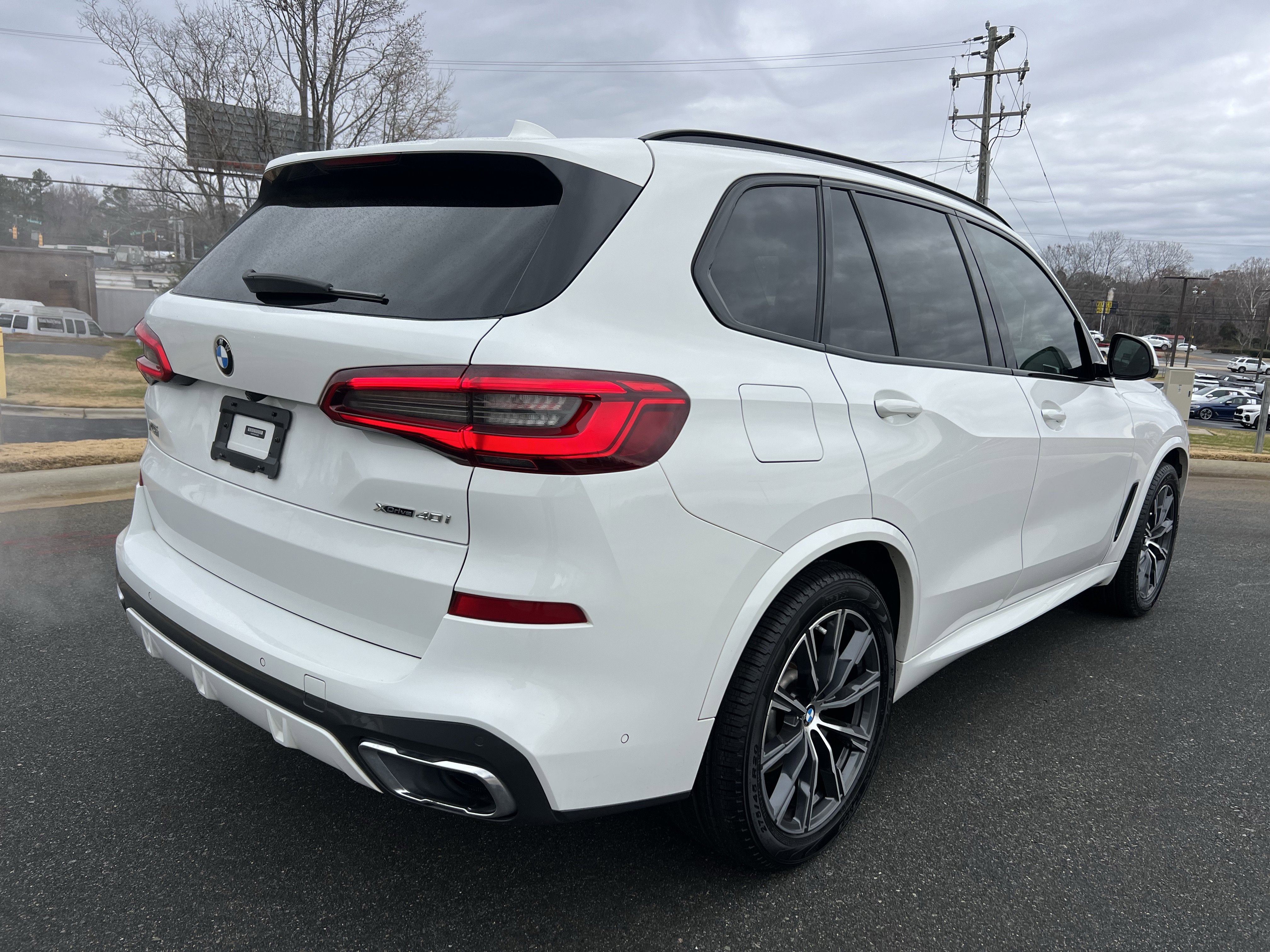 Used 2019 BMW X5 xDrive40i w/ M Sport Package image 9